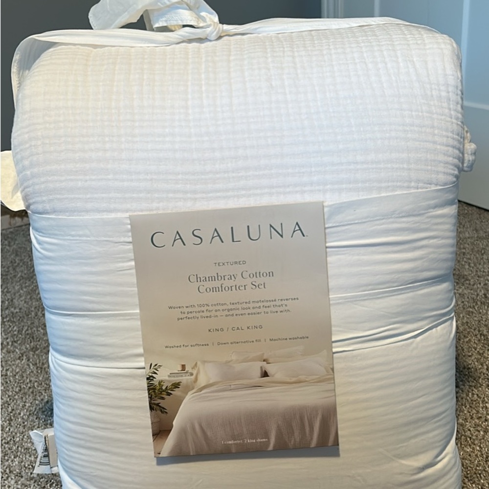 Casaluna White Chambray Cotton Comforter Set